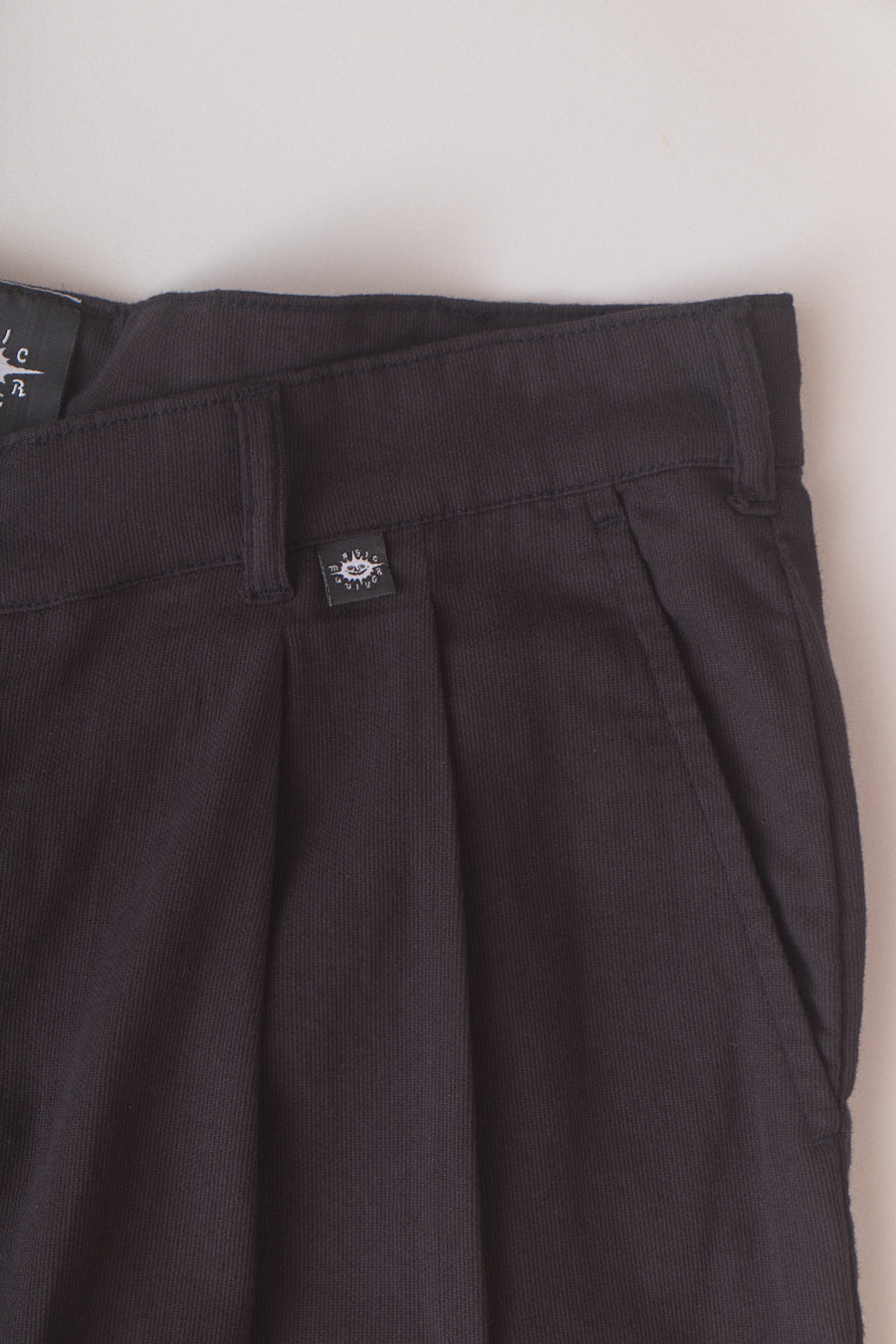 Magic Quiver - Pleated Twill Pants - Navy